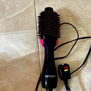 Revlon ONE-Step Hair Dryer and Volumizer - Used